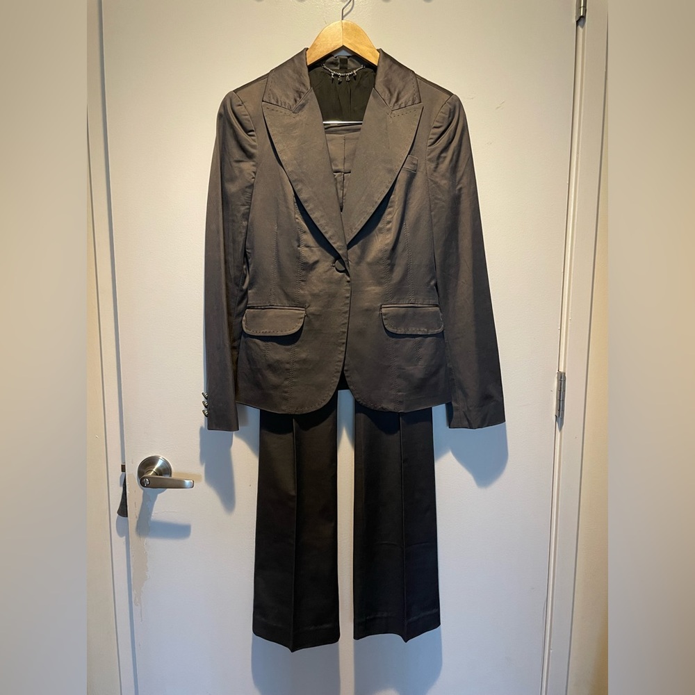 Bebe Suit - Dark Gray - sz 2P - circa 2007